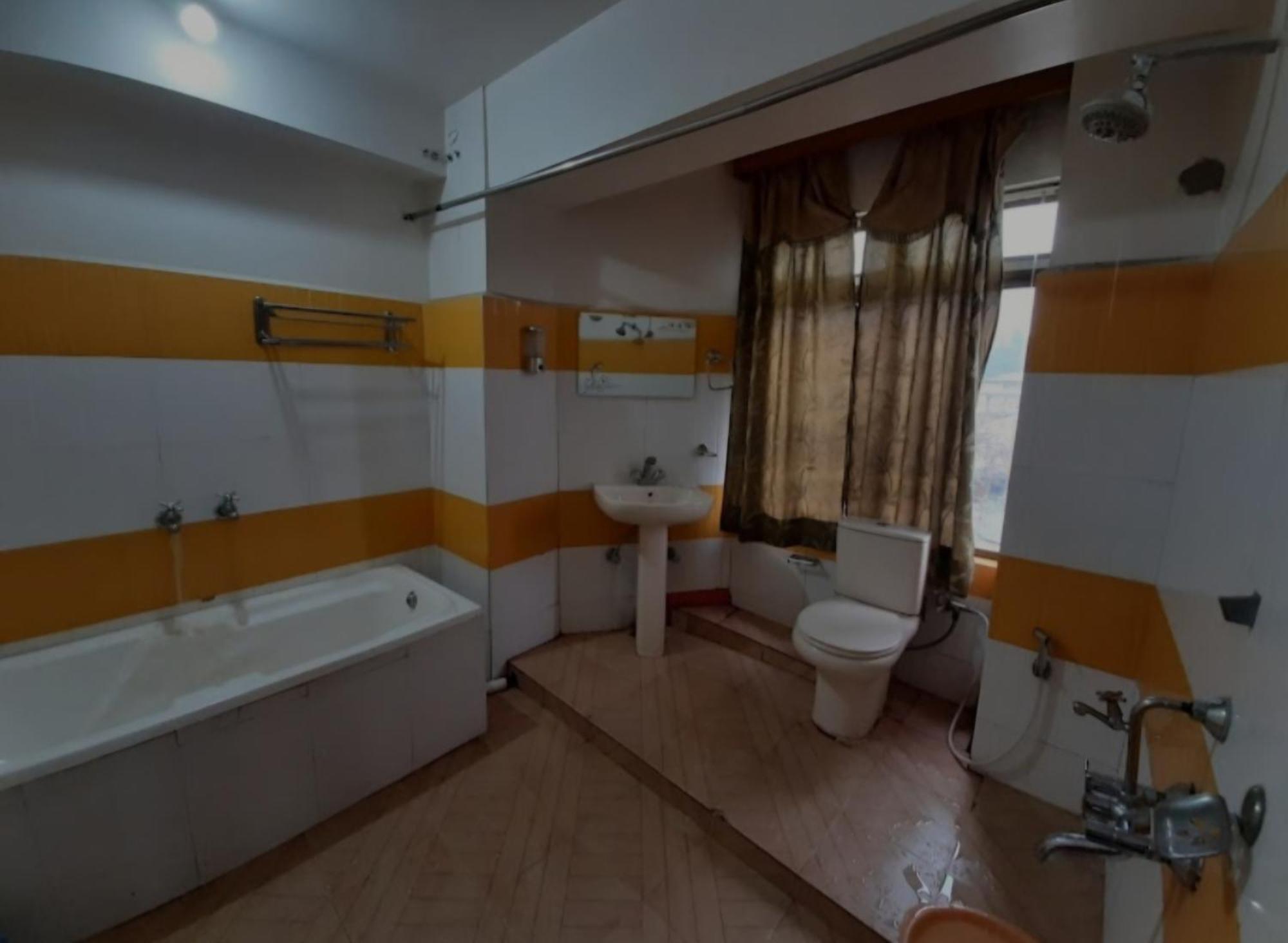 Hotel Knight Inn ชิลลอง ภายนอก รูปภาพ